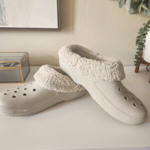 CROCS Cream Fleece-Lined Mules